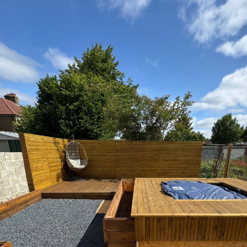 Decorative garden fencing UK
